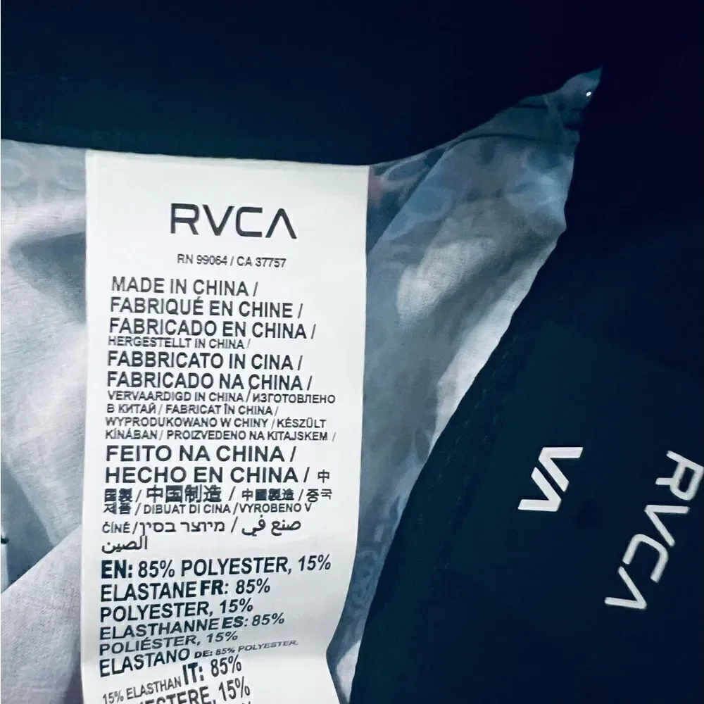 RVCA boys swim trunks size 29 NWT